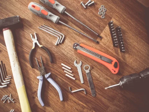 Dụng cụ cần thiết cho thợ điện